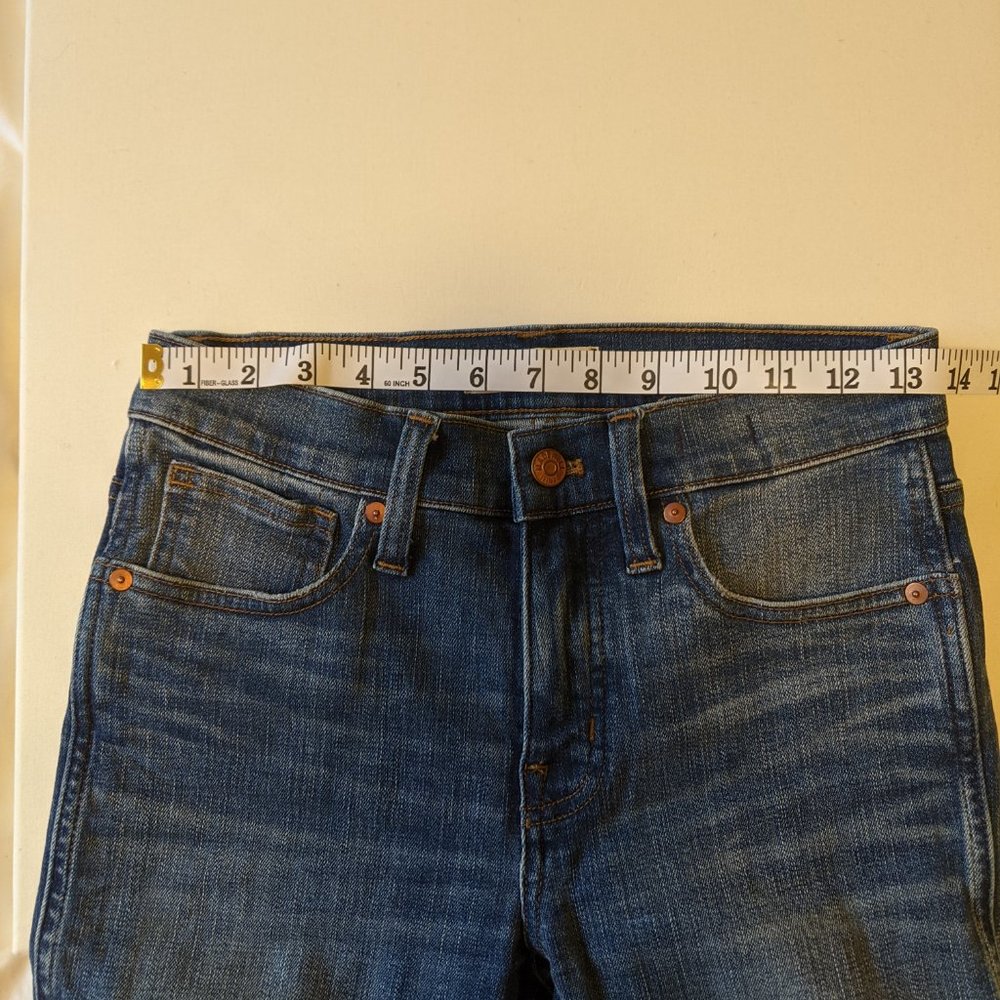 Madewell Petite 9" Mid-Rise Skinny Jeans - Picture 9 of 9